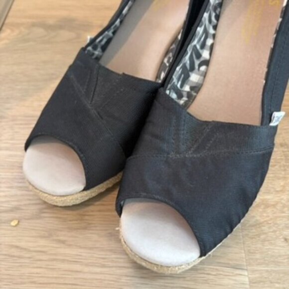 Toms Sandals Black Cork Wedges Shoes Size 7 - Picture 4 of 6